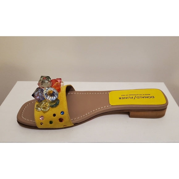 DONALD J PLINER TROPA SUEDE SANDAL - Picture 3 of 3